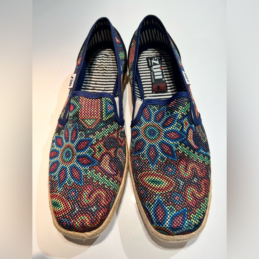 Multicolor shoes for men size 10